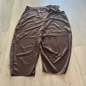 SKIMS NWOT Size 4x Shapewear Sheet Brief Shorts brown